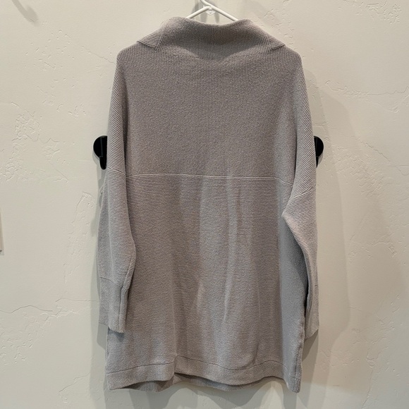 Free People Ottoman Slouchy Tunic Grey Women's Turtleneck Sweater - Picture 3 of 4